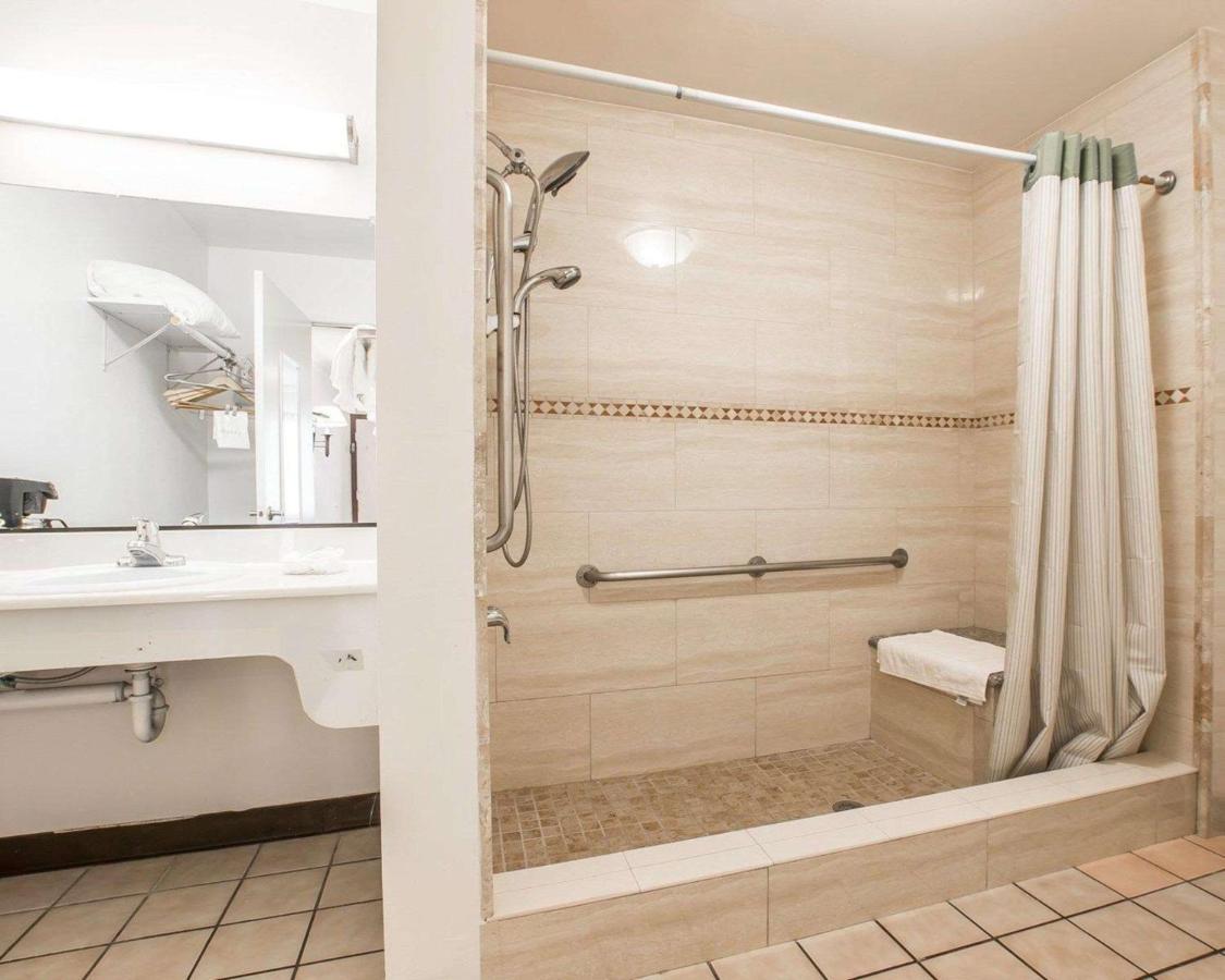 Palm Inn Hotel Near Tyler Mall ริเวอร์ไซด์ ภายนอก รูปภาพ