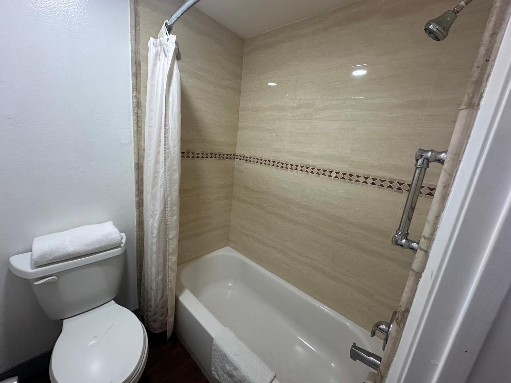 Palm Inn Hotel Near Tyler Mall ริเวอร์ไซด์ ภายนอก รูปภาพ